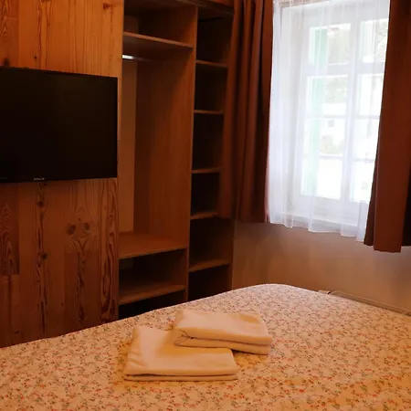Brnenka Gæstehus 3*